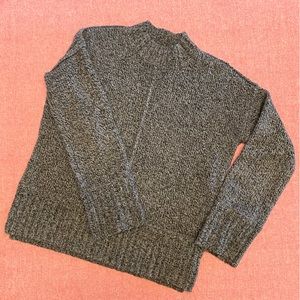 Great smartwool sweater. Cool ribbed detail on back